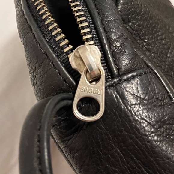 LEATHER BAGGU - Picture 7 of 7